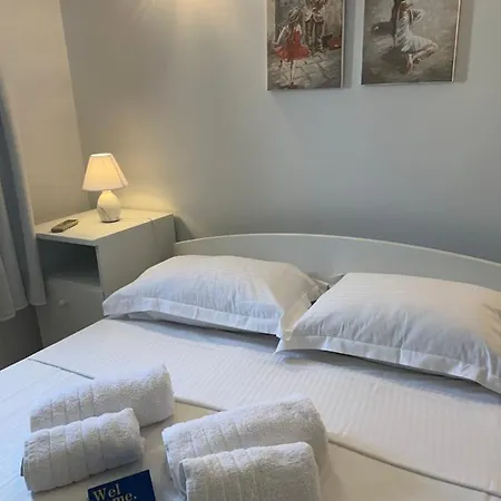 Διαμέρισμα Tiny Loft In