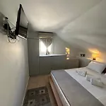 Apartment Tiny Loft In *